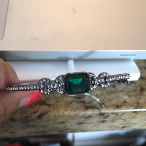 Badgley Mischka Jewelry - Stunner Badgley Mischka Emerald Pewter Pave Bracel Badgley Mischka Jewelry - Stunner Badgley Mischka Emerald Pewter Pave Bracel